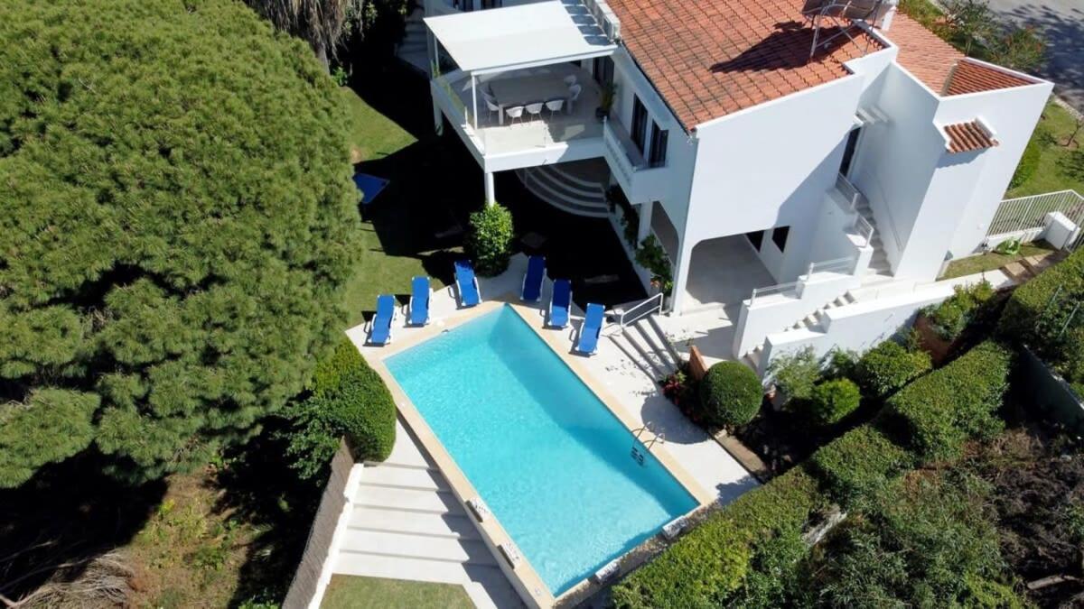 Villa Hibiscus, Great Location In Vilamoura, Lush Green Lawns And Garden Картейра Экстерьер фото